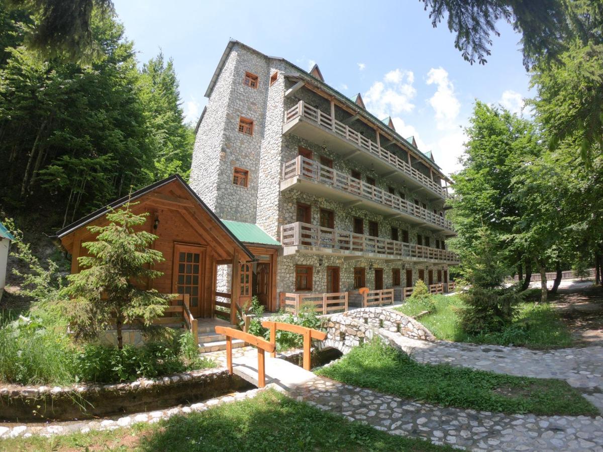 Fusha E Gjes Hotel Valbone Exterior foto